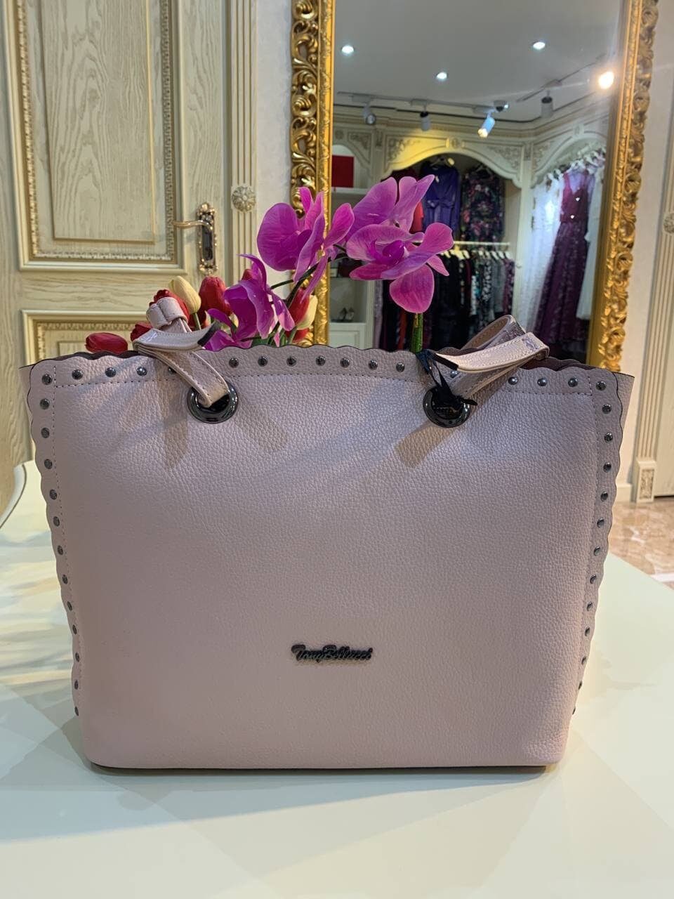 Роскошная Сумка Valentino шипы пудра